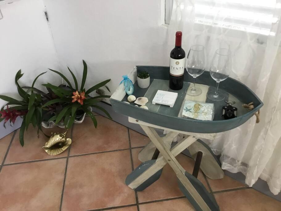 One Bedroom 30 Steps From Prime Generator Parking Included Apartamento San Juan