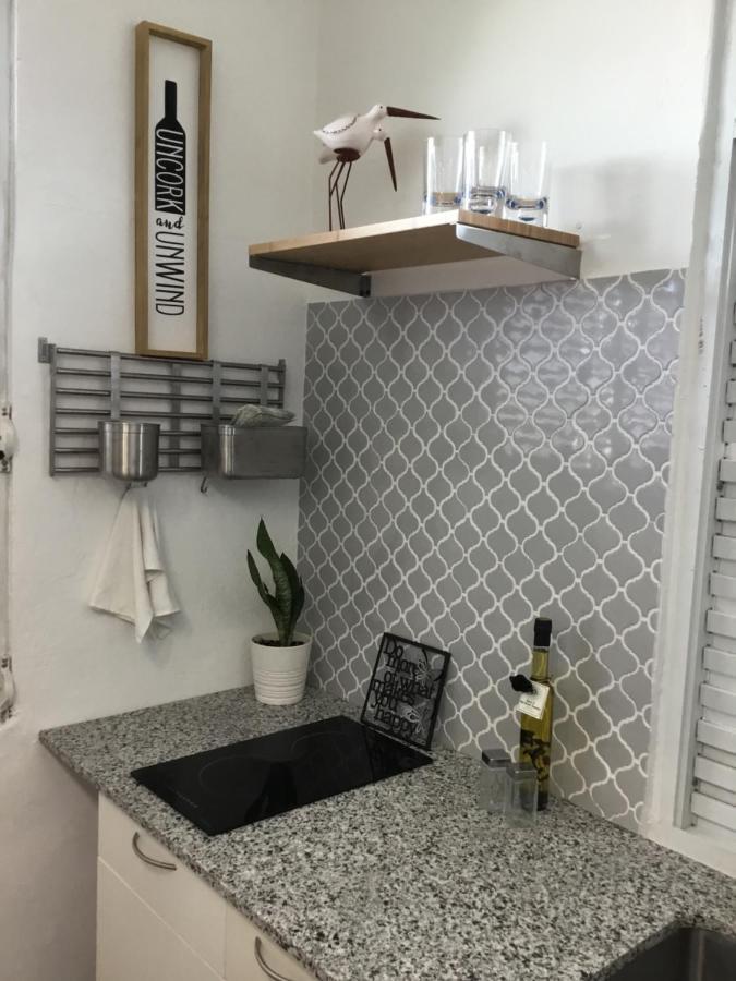 One Bedroom 30 Steps From Prime Generator Parking Included Apartamento San Juan